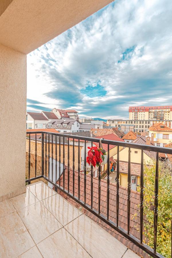 Opera Apart Apartment Brașov Exterior foto